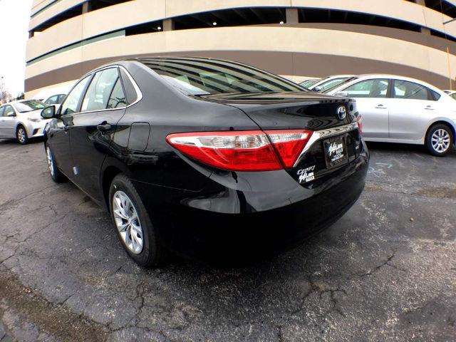 2017 Toyota Camry LE 4Dr Sedan